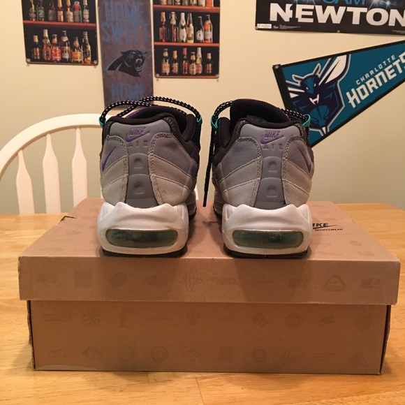 Nike Air Max 95 - Picture 3 of 5